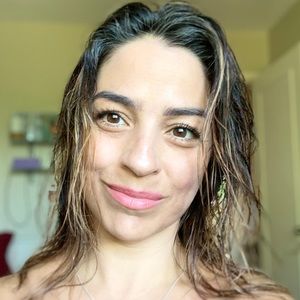 Meet your Posher, Francine